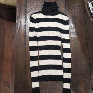 White House Black Market sweater